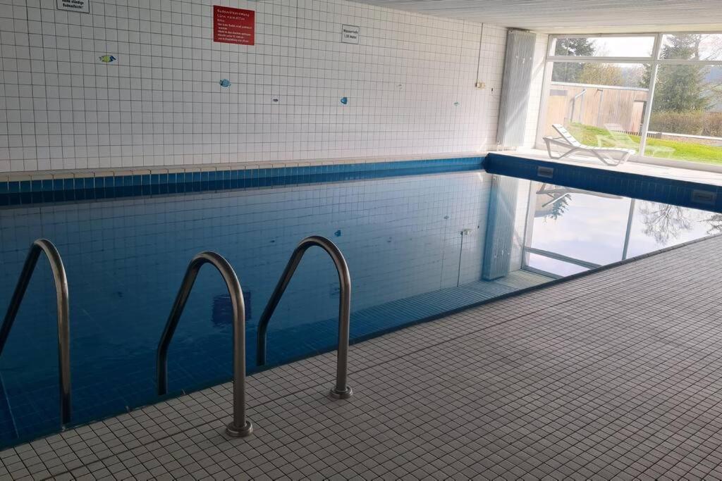 Pool, Sauna & Schwarzwald-Idylle Apartamento Unterkirnach Exterior foto