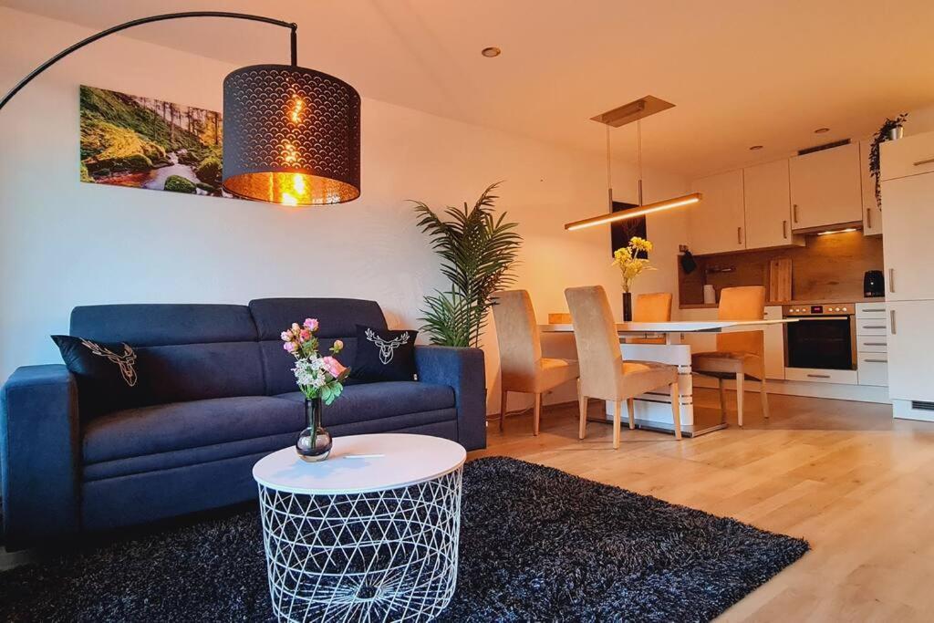 Pool, Sauna & Schwarzwald-Idylle Apartamento Unterkirnach Exterior foto